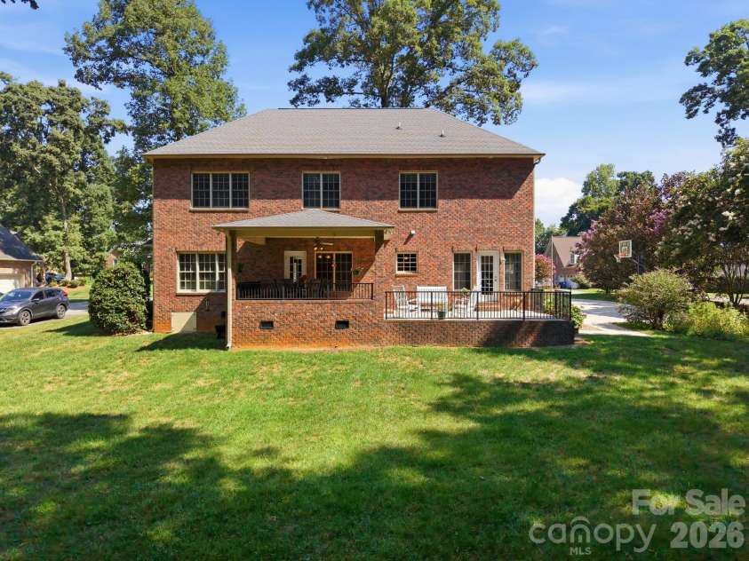 209 Churchill Drive, Salisbury, NC 28144.  MLS# CAR4409995, YatesRealty ID 41199. 