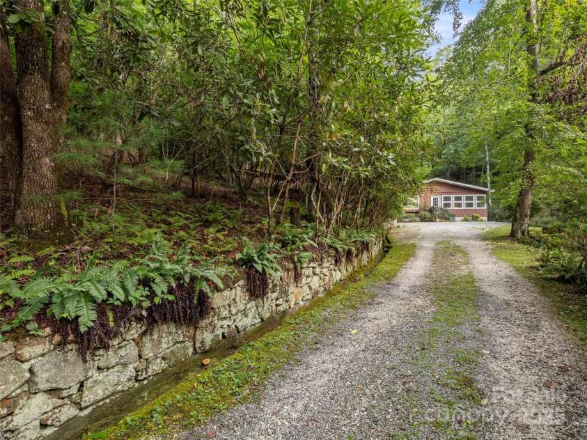 812 Crab Creek Road, Hendersonville, NC 28739.  MLS# CAR4313649, YatesRealty ID 412. 