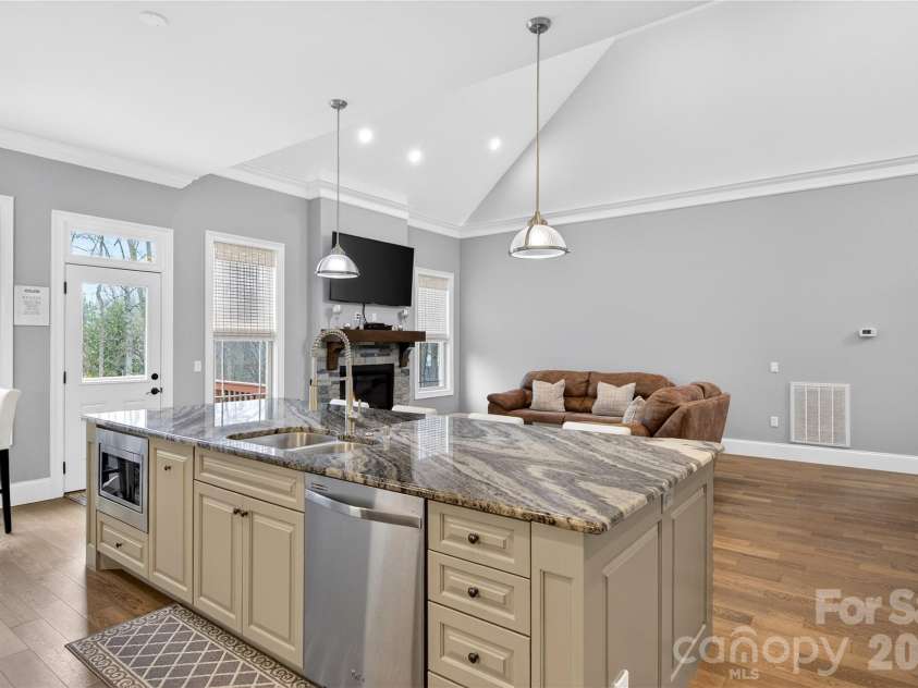 164 Crooked Branch Way, Troutman, NC 28166.  MLS# CAR4353858, YatesRealty ID 4120. 