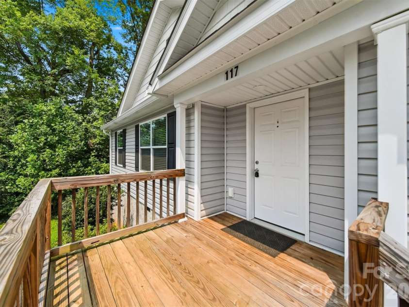 117 Falls Street, Morganton, NC 28655.  MLS# CAR4409147, YatesRealty ID 41201. 