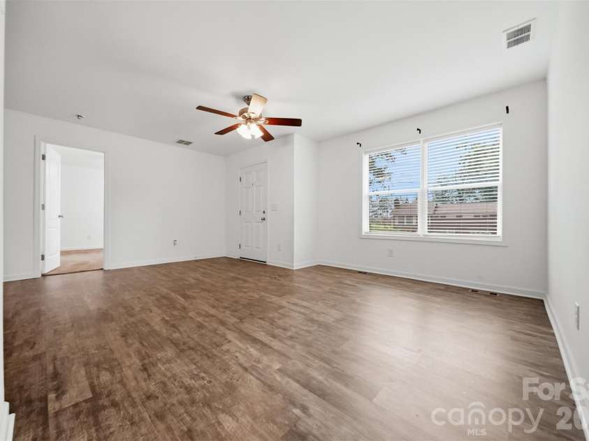 117 Falls Street, Morganton, NC 28655.  MLS# CAR4409147, YatesRealty ID 41201. 
