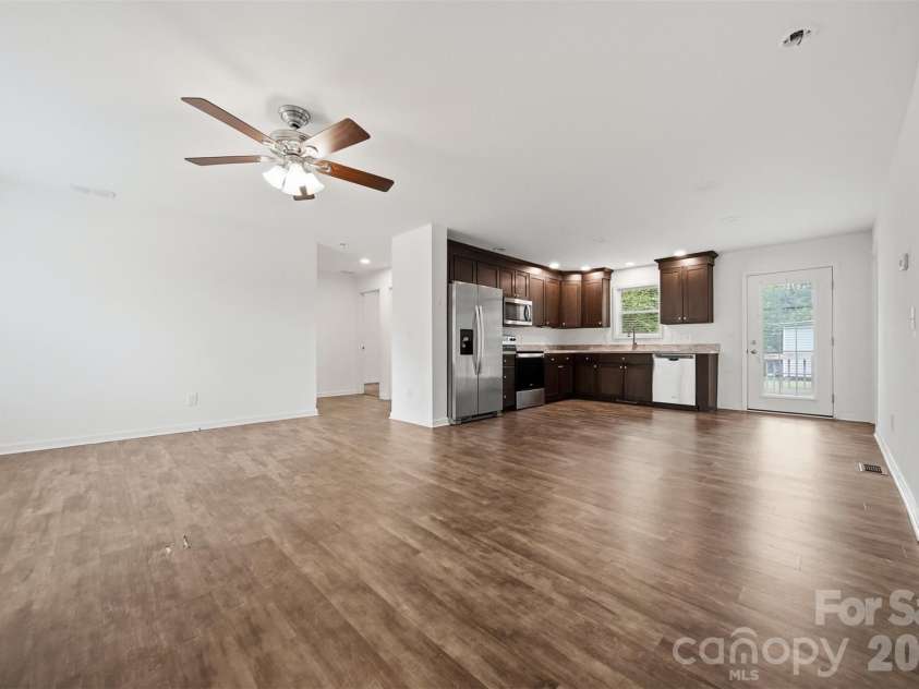 117 Falls Street, Morganton, NC 28655.  MLS# CAR4409147, YatesRealty ID 41201. 