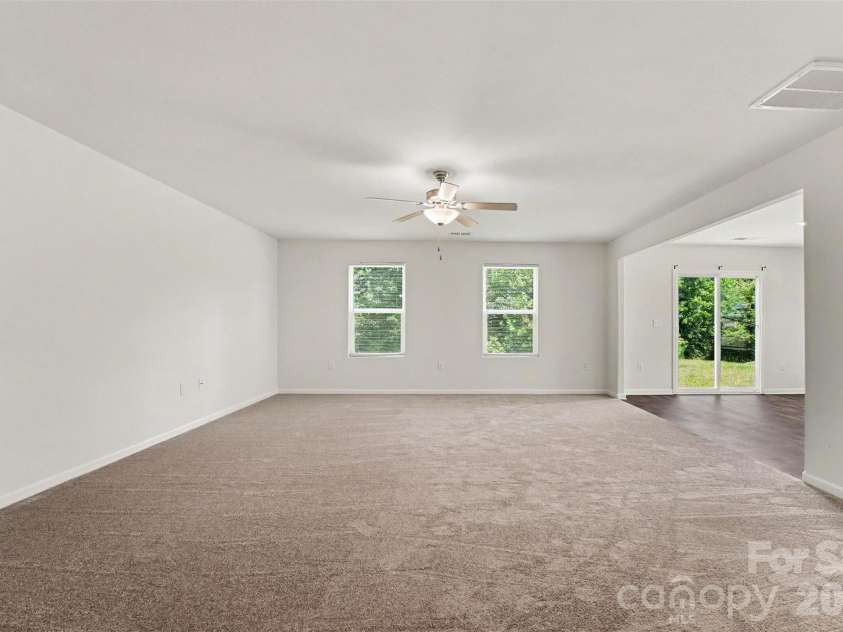 336 Frank Burns Way, Kings Mountain, NC 28086.  MLS# CAR4406864, YatesRealty ID 41205. 