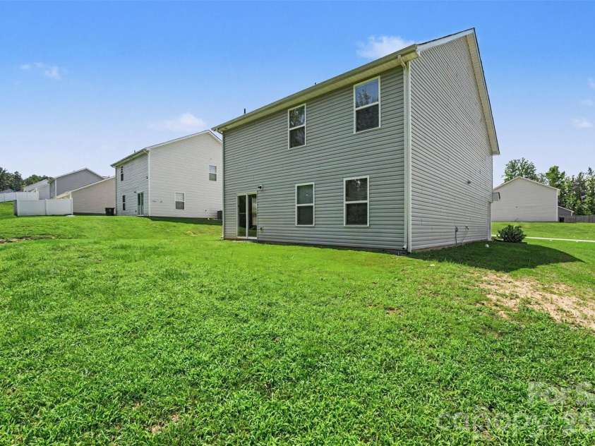 336 Frank Burns Way, Kings Mountain, NC 28086.  MLS# CAR4406864, YatesRealty ID 41205. 