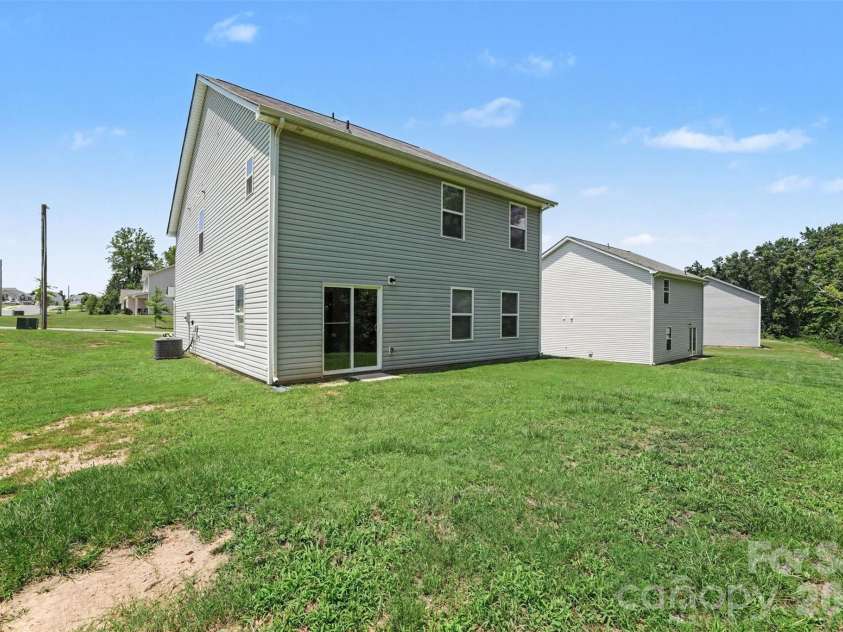 336 Frank Burns Way, Kings Mountain, NC 28086.  MLS# CAR4406864, YatesRealty ID 41205. 