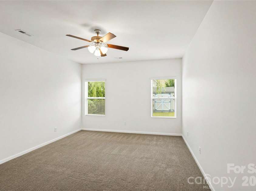 175 Glastonbury Drive, Mooresville, NC 28115.  MLS# CAR4410034, YatesRealty ID 41206. 