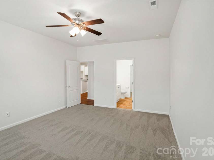 175 Glastonbury Drive, Mooresville, NC 28115.  MLS# CAR4410034, YatesRealty ID 41206. 