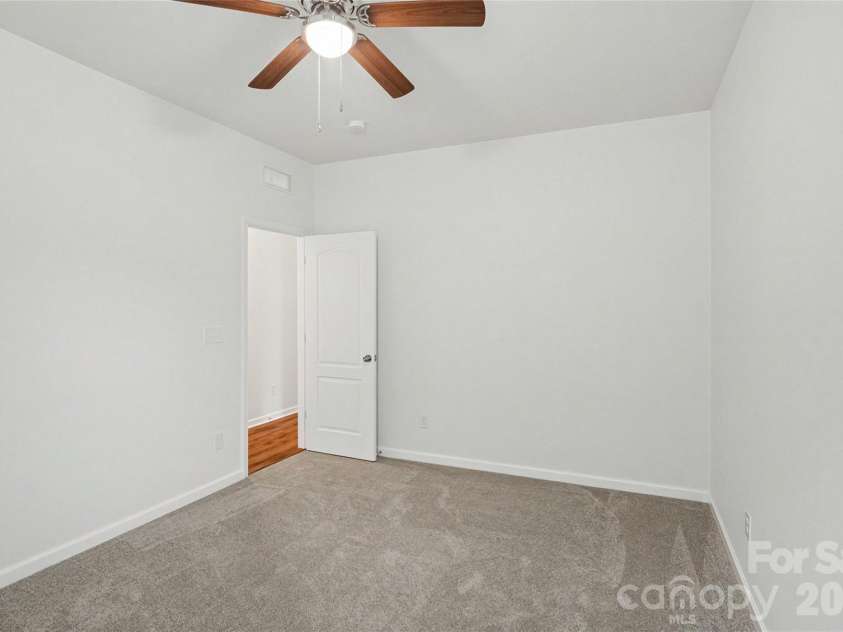 175 Glastonbury Drive, Mooresville, NC 28115.  MLS# CAR4410034, YatesRealty ID 41206. 