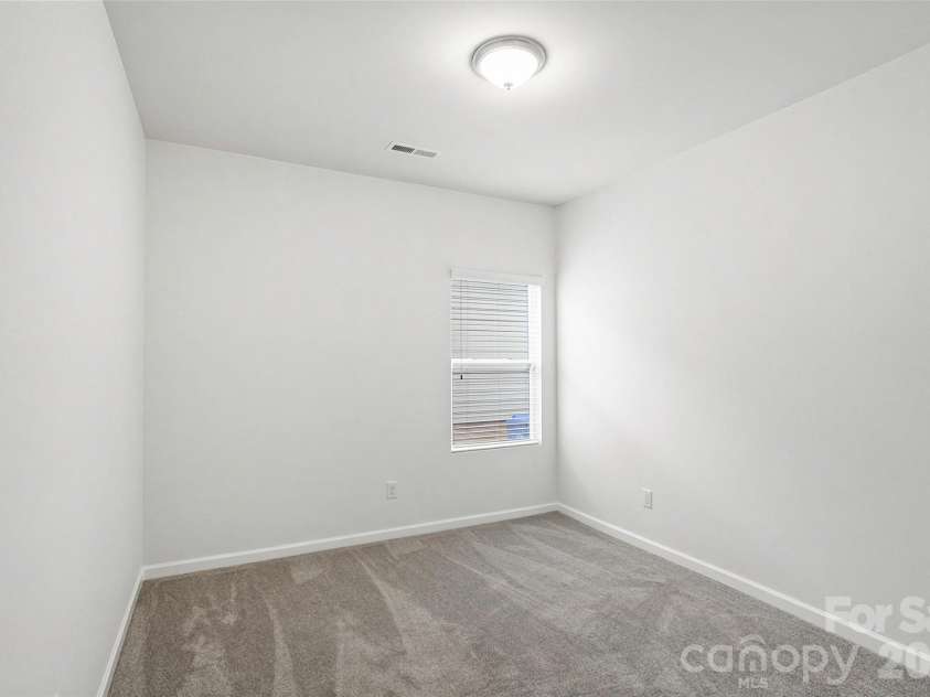 175 Glastonbury Drive, Mooresville, NC 28115.  MLS# CAR4410034, YatesRealty ID 41206. 