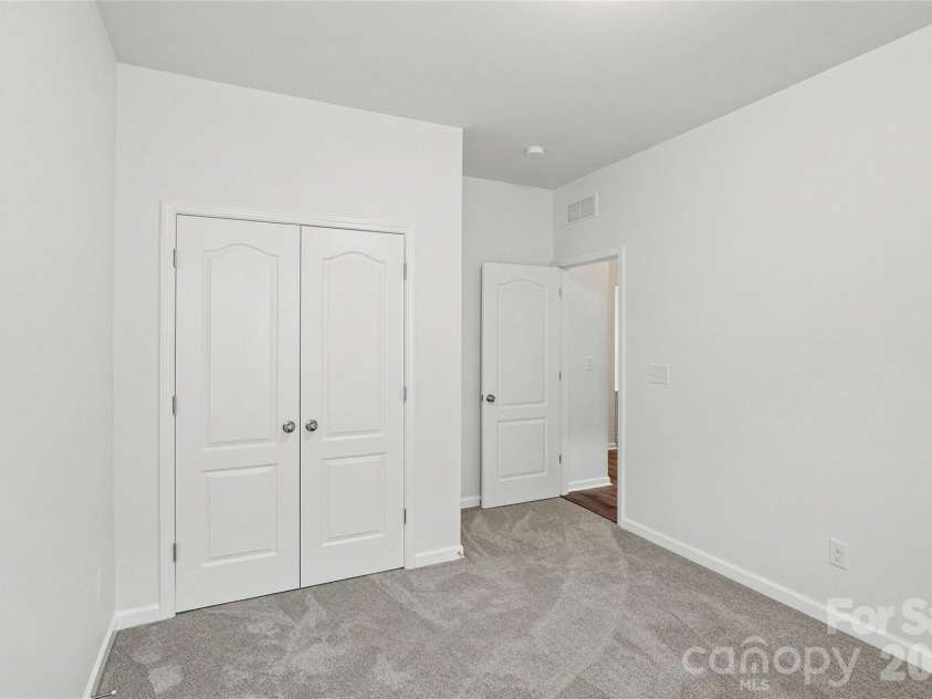 175 Glastonbury Drive, Mooresville, NC 28115.  MLS# CAR4410034, YatesRealty ID 41206. 