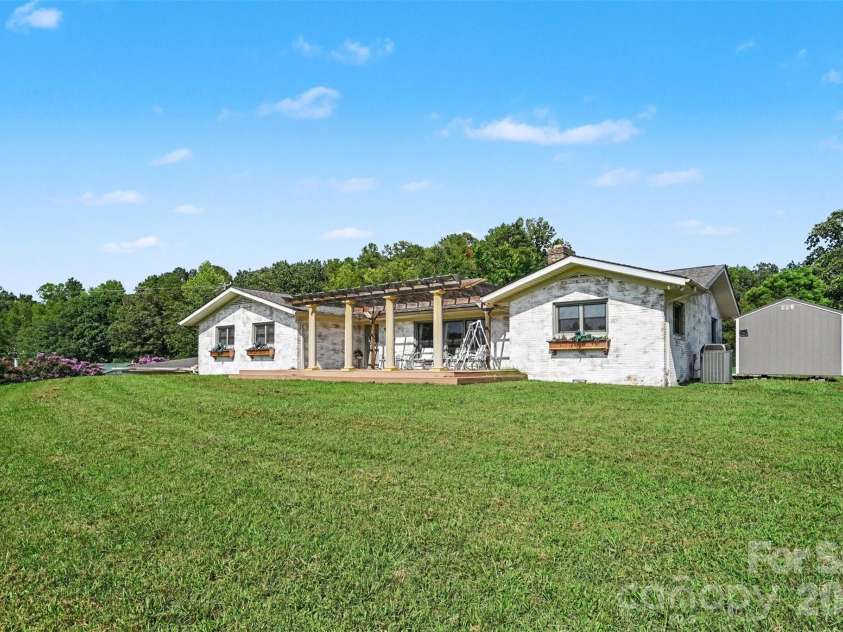 184 Hawkins Holler Drive, Salisbury, NC 28146.  MLS# CAR4410213, YatesRealty ID 41207. 