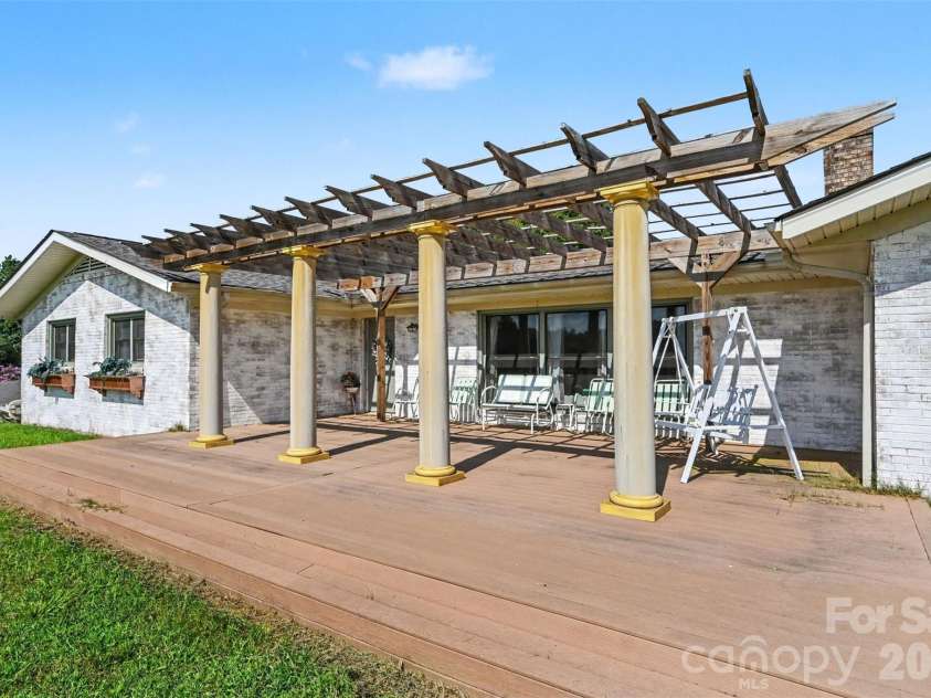 184 Hawkins Holler Drive, Salisbury, NC 28146.  MLS# CAR4410213, YatesRealty ID 41207. 