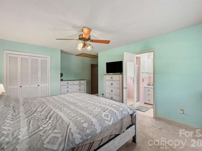 184 Hawkins Holler Drive, Salisbury, NC 28146.  MLS# CAR4410213, YatesRealty ID 41207. 