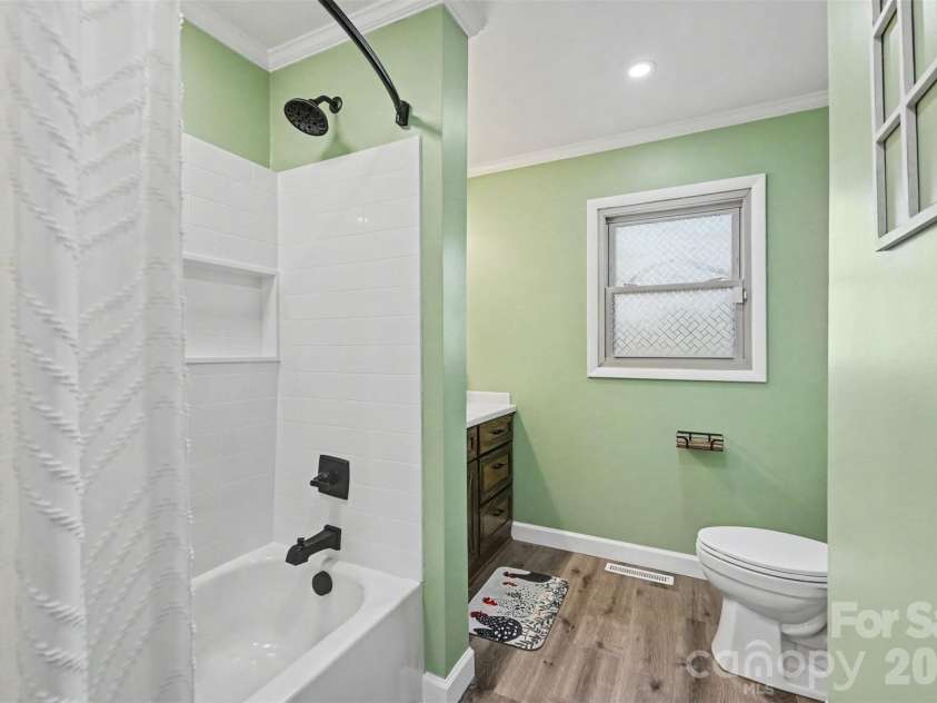 184 Hawkins Holler Drive, Salisbury, NC 28146.  MLS# CAR4410213, YatesRealty ID 41207. 