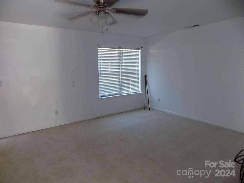 141 Rock Ridge Lane, Mount Holly, NC 28120.  MLS# CAR4193137, YatesRealty ID 4121. 