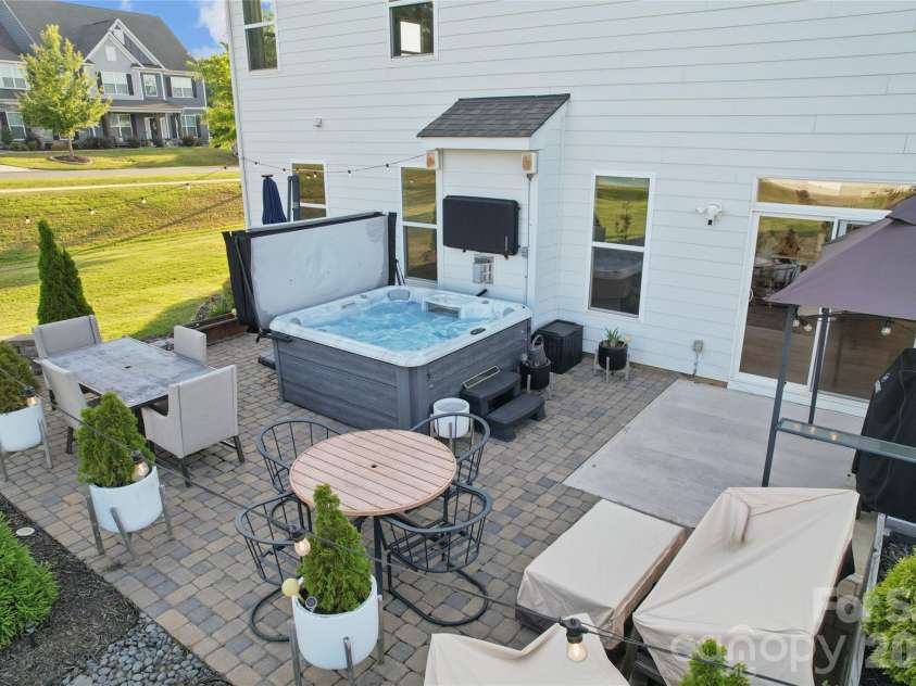 311 Bouchard Drive, Waxhaw, NC 28173.  MLS# CAR4410430, YatesRealty ID 41211. 