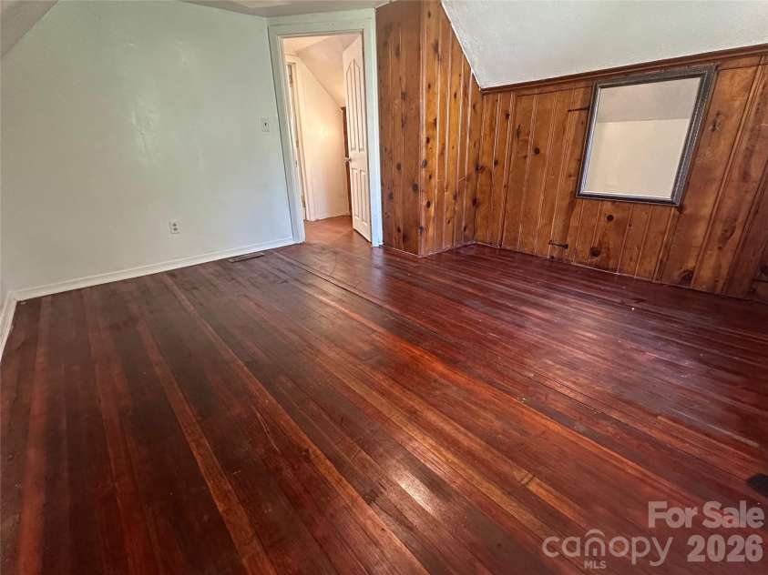1005 William Drive, Winston Salem, NC 27127.  MLS# CAR4410567, YatesRealty ID 41213. Upper bedroom
