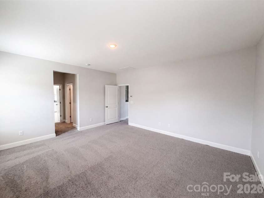 4273 Stream Dale Circle, Concord, NC 28027.  MLS# CAR4411032, YatesRealty ID 41217. 
