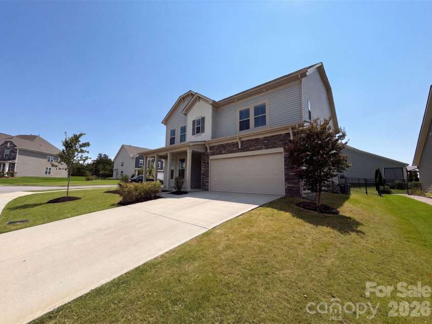 4273 Stream Dale Circle, Concord, NC 28027.  MLS# CAR4411032, YatesRealty ID 41217. 