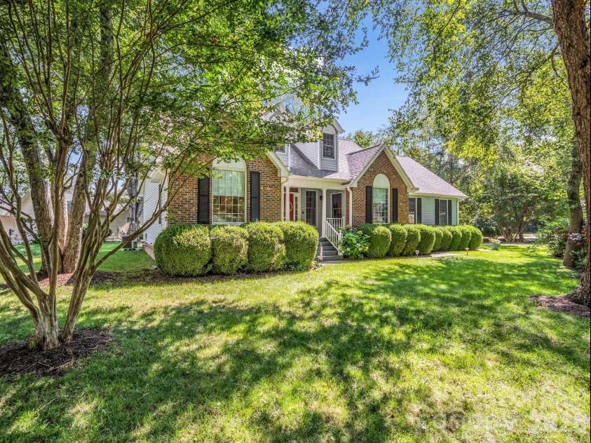 9 Kingfisher Lane, Mills River, NC 28759.  MLS# CAR4408546, YatesRealty ID 41219. 