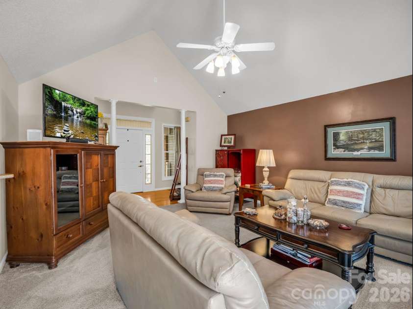 9 Kingfisher Lane, Mills River, NC 28759.  MLS# CAR4408546, YatesRealty ID 41219. 