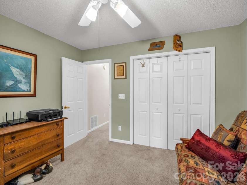 9 Kingfisher Lane, Mills River, NC 28759.  MLS# CAR4408546, YatesRealty ID 41219. 