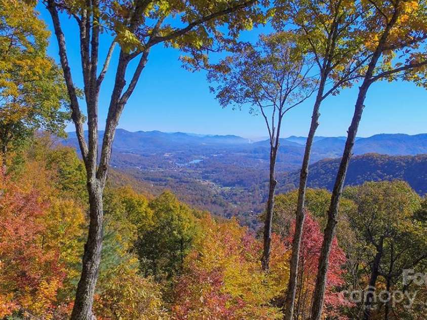 382 Walela Trail, Maggie Valley, NC 28751.  MLS# CAR4310747, YatesRealty ID 4122. 