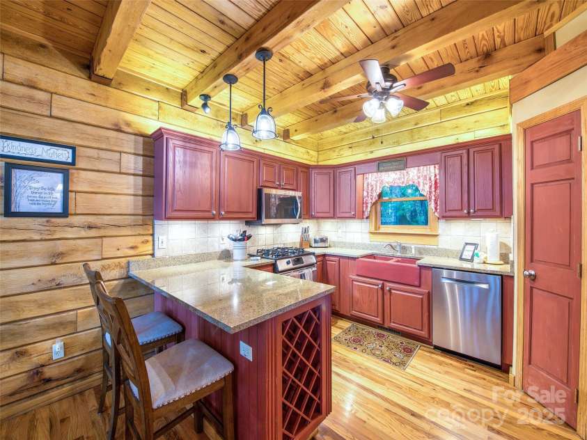 382 Walela Trail, Maggie Valley, NC 28751.  MLS# CAR4310747, YatesRealty ID 4122. 