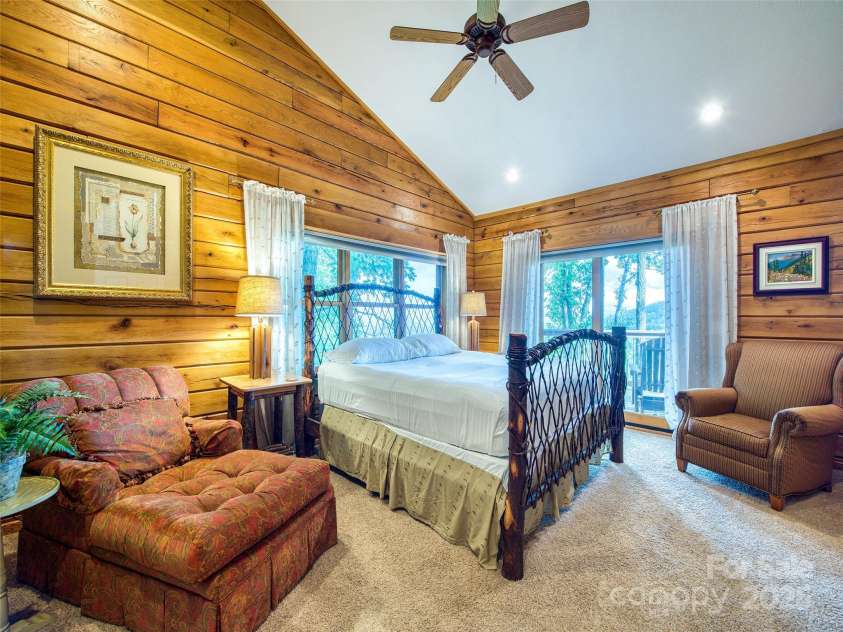 382 Walela Trail, Maggie Valley, NC 28751.  MLS# CAR4310747, YatesRealty ID 4122. 