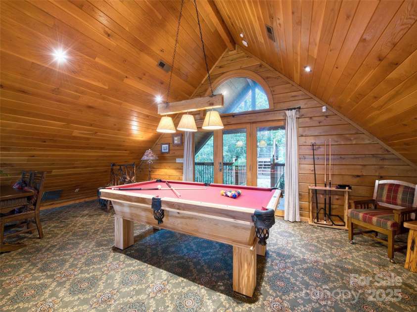 382 Walela Trail, Maggie Valley, NC 28751.  MLS# CAR4310747, YatesRealty ID 4122. 