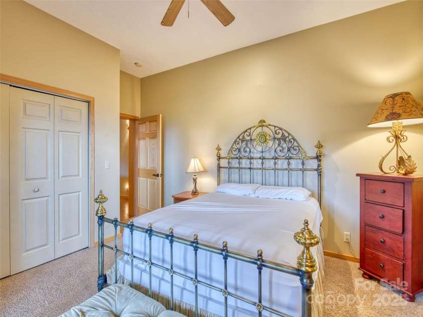 382 Walela Trail, Maggie Valley, NC 28751.  MLS# CAR4310747, YatesRealty ID 4122. 