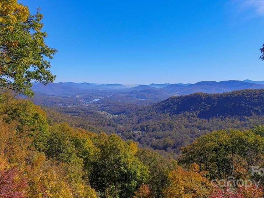 382 Walela Trail, Maggie Valley, NC 28751.  MLS# CAR4310747, YatesRealty ID 4122. 