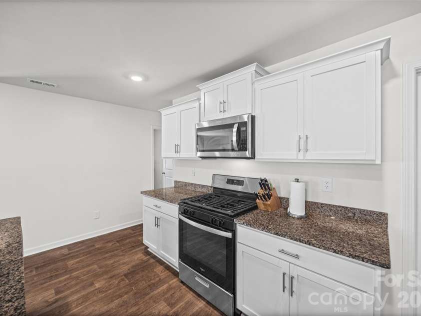2014 Redstone Drive, York, SC 29745.  MLS# CAR4411044, YatesRealty ID 41222. 