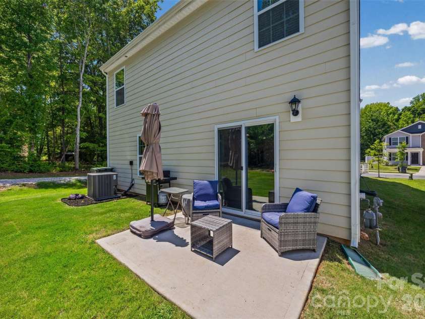 2014 Redstone Drive, York, SC 29745.  MLS# CAR4411044, YatesRealty ID 41222. 