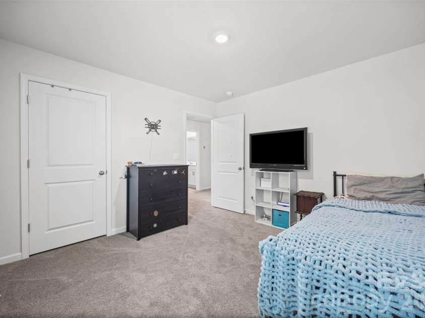 2014 Redstone Drive, York, SC 29745.  MLS# CAR4411044, YatesRealty ID 41222. Bedroom 3