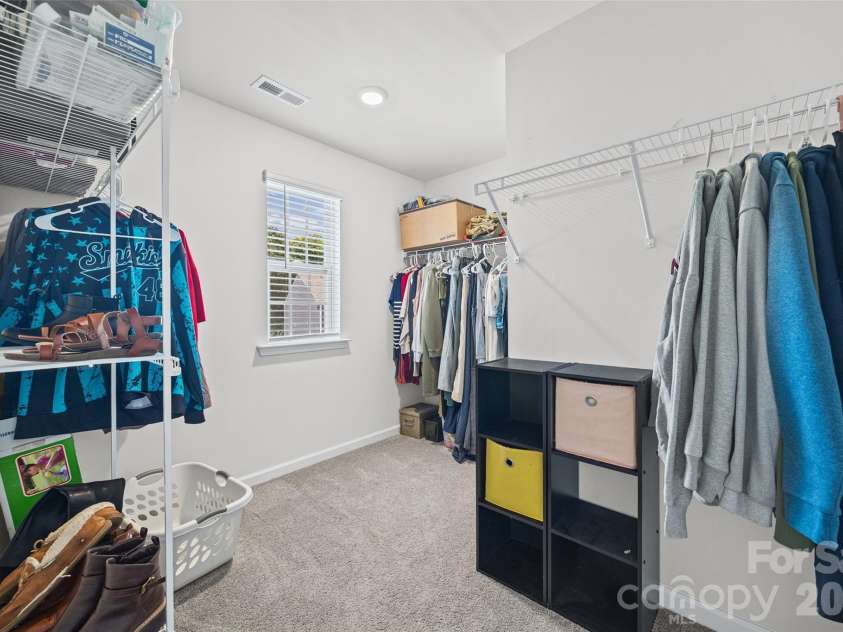 2014 Redstone Drive, York, SC 29745.  MLS# CAR4411044, YatesRealty ID 41222. Primary walk in closet