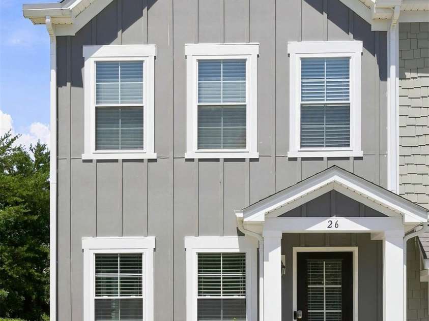 26 Walnut Springs Drive, Asheville, NC 28804.  MLS# CAR4410684, YatesRealty ID 41223. 