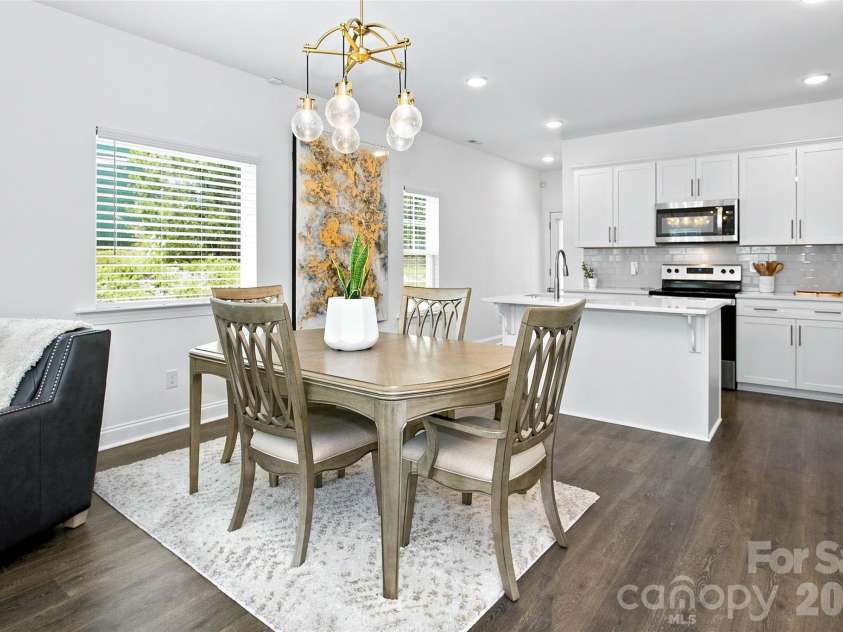 26 Walnut Springs Drive, Asheville, NC 28804.  MLS# CAR4410684, YatesRealty ID 41223. 
