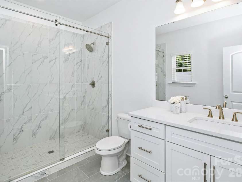 26 Walnut Springs Drive, Asheville, NC 28804.  MLS# CAR4410684, YatesRealty ID 41223. 