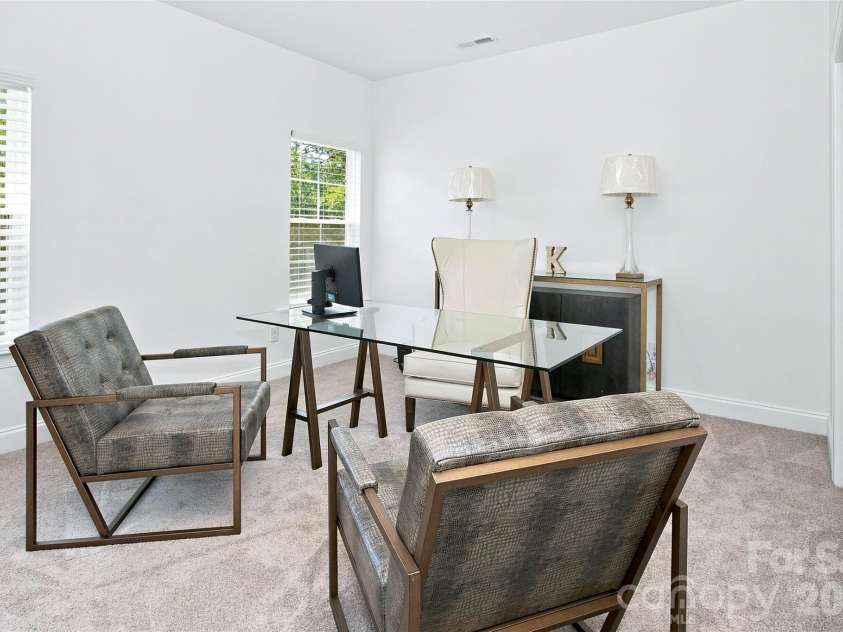 26 Walnut Springs Drive, Asheville, NC 28804.  MLS# CAR4410684, YatesRealty ID 41223. 