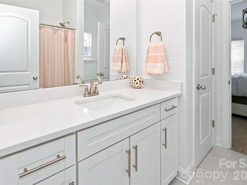 26 Walnut Springs Drive, Asheville, NC 28804.  MLS# CAR4410684, YatesRealty ID 41223. 