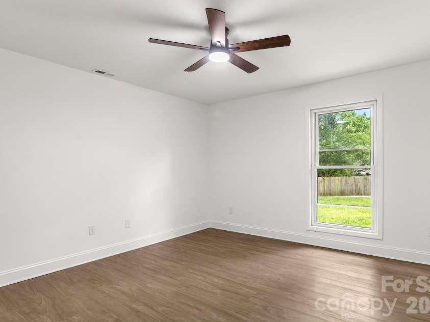 9006 Trailhead Court, Charlotte, NC 28227.  MLS# CAR4407819, YatesRealty ID 41224. 