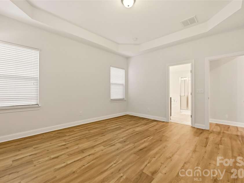 16408 Mckee Ridge Drive, Charlotte, NC 28278.  MLS# CAR4406733, YatesRealty ID 41225. 