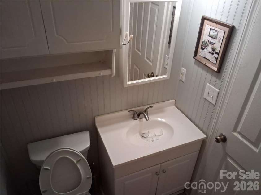 394 Efird Street, Gastonia, NC 28054.  MLS# CAR4406349, YatesRealty ID 41227. 