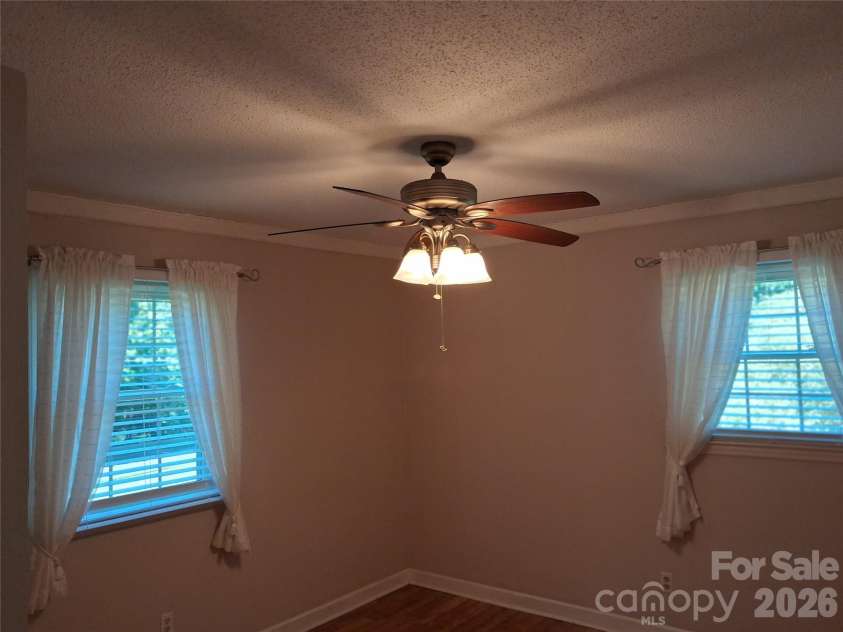 394 Efird Street, Gastonia, NC 28054.  MLS# CAR4406349, YatesRealty ID 41227. 