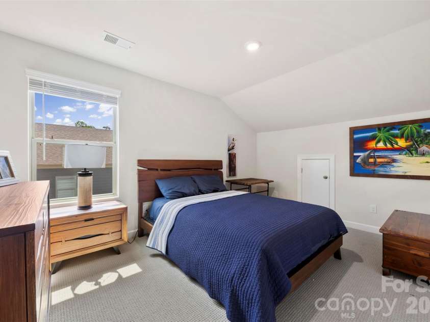 5727 Lavaux Court, Charlotte, NC 28214.  MLS# CAR4338044, YatesRealty ID 4123. 