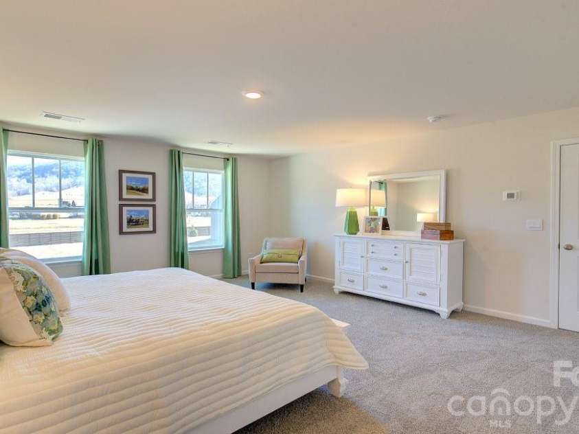 208 Hyder Ridge Road, Asheville, NC 28804.  MLS# CAR4409621, YatesRealty ID 41238. Photos are representative