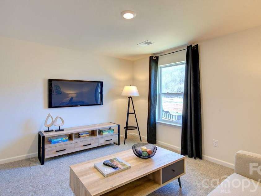 208 Hyder Ridge Road, Asheville, NC 28804.  MLS# CAR4409621, YatesRealty ID 41238. Photos are representative