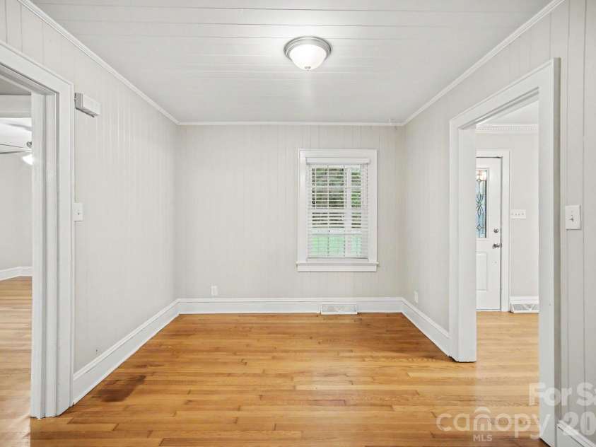704 1st Avenue Place, Conover, NC 28613.  MLS# CAR4410587, YatesRealty ID 41244. 