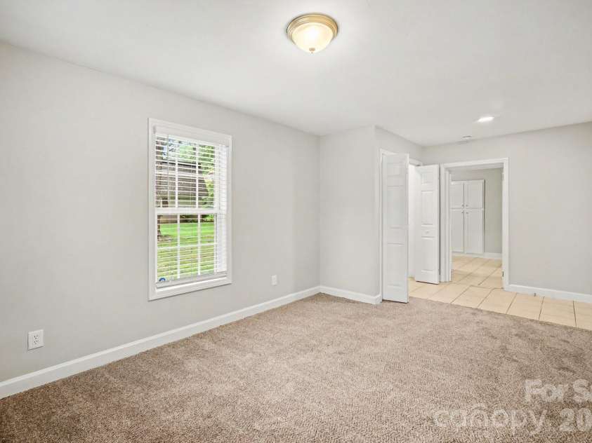 704 1st Avenue Place, Conover, NC 28613.  MLS# CAR4410587, YatesRealty ID 41244. 